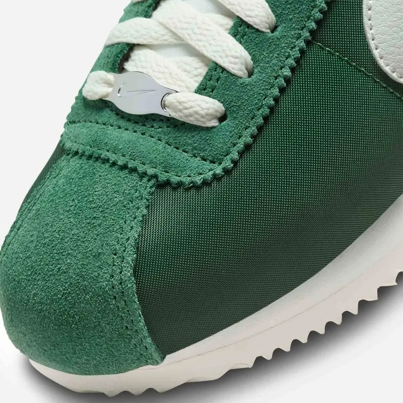 Zapatillas Nike Cortez DZ2795-300